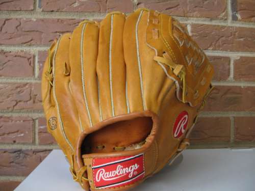 Nolan Ryan Rawlings RBG60 Back